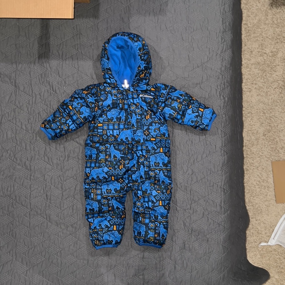 6-12 month Columbia snowsuit.
